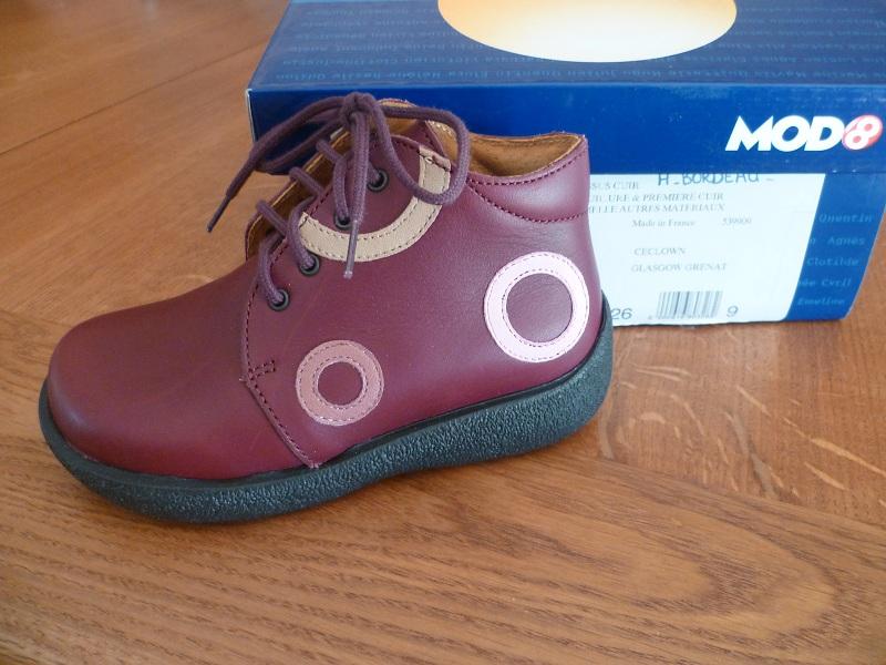 CHAUSSURES MOD8 - POINTURE : 26