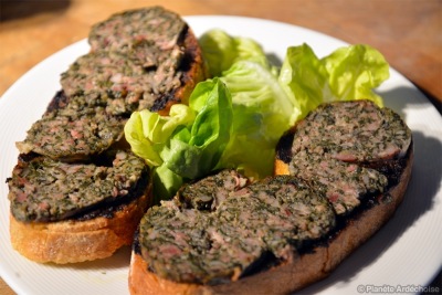 TARTINES Caillette-Tapenade
