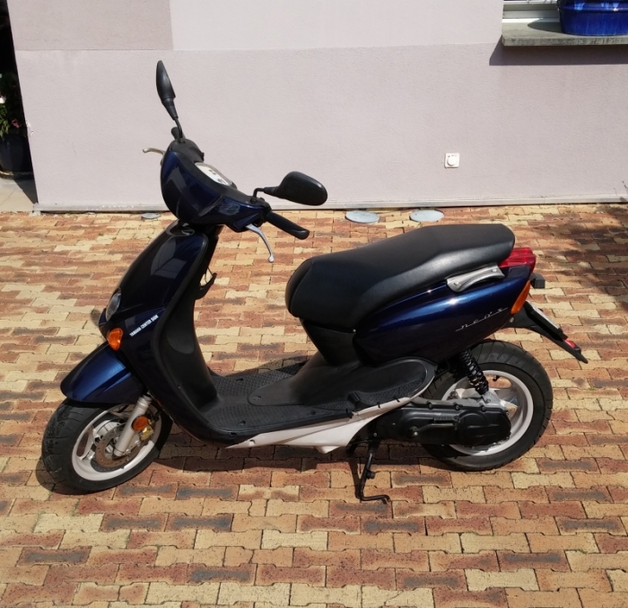 Photo Scooter Yamaha Neos 50 Cc 372