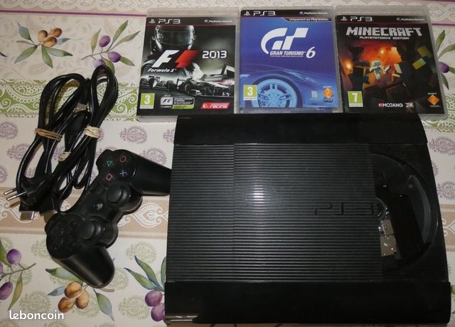 PlayStation3 1 To + 3 jeux + Volant de course offert