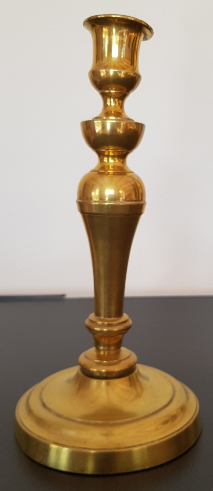 Bougeoir chandelier en laiton - hauteur : 25.5cm