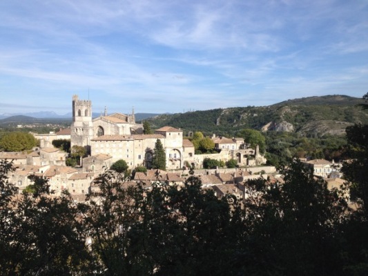 VILLAGE D'ARDECHE : VIVIERS - CAPITALE DU VIVARAIS