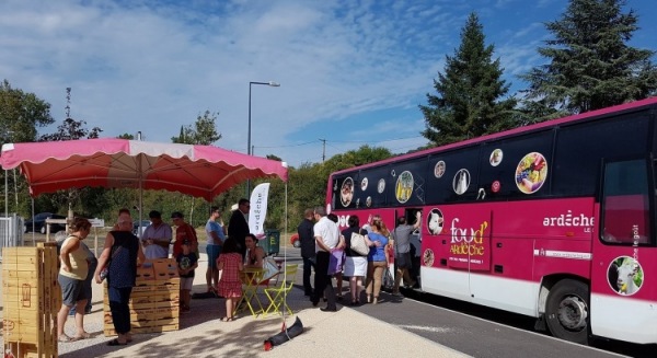 ESCALE DU CAR FOUD'ARDECHE A PARIS 2016