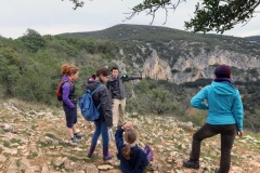 Randonnée en famille à la découverte de la natu