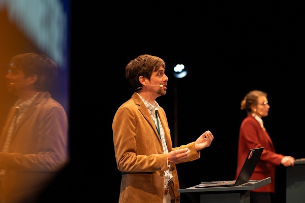 SPECTACLE LES QUINCONCES 2026 : « L’ART D’AVO