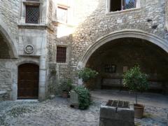 VILLAGE D'ARDECHE : VIVIERS