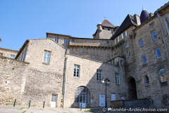 chateau d'aubenas