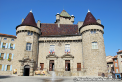 chateau d'aubenas