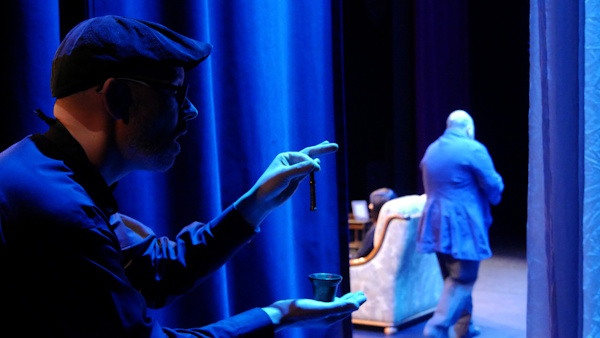 Spectacle Derriere l'Ours