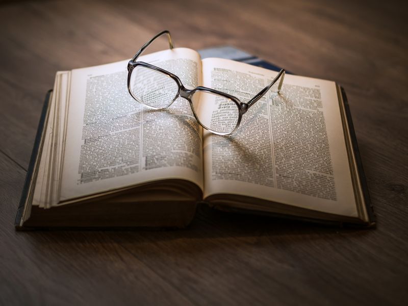 Lecture de contes à la bibliothèque - Satillieu