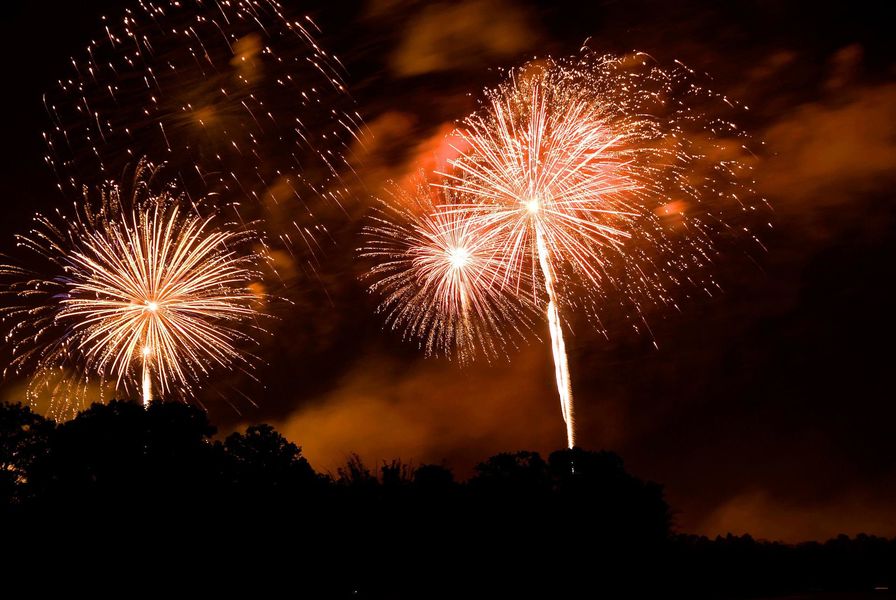 Repas, Feu d'artifice et Bal Républicain - Viviers
