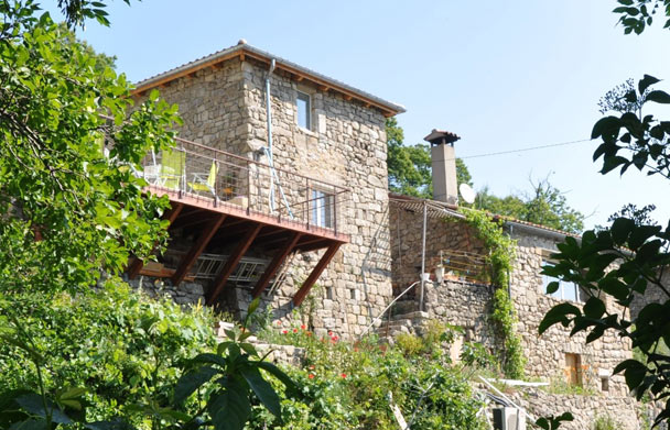Photo Couleur ARDÈCHE - Gîte et Studio de vacances